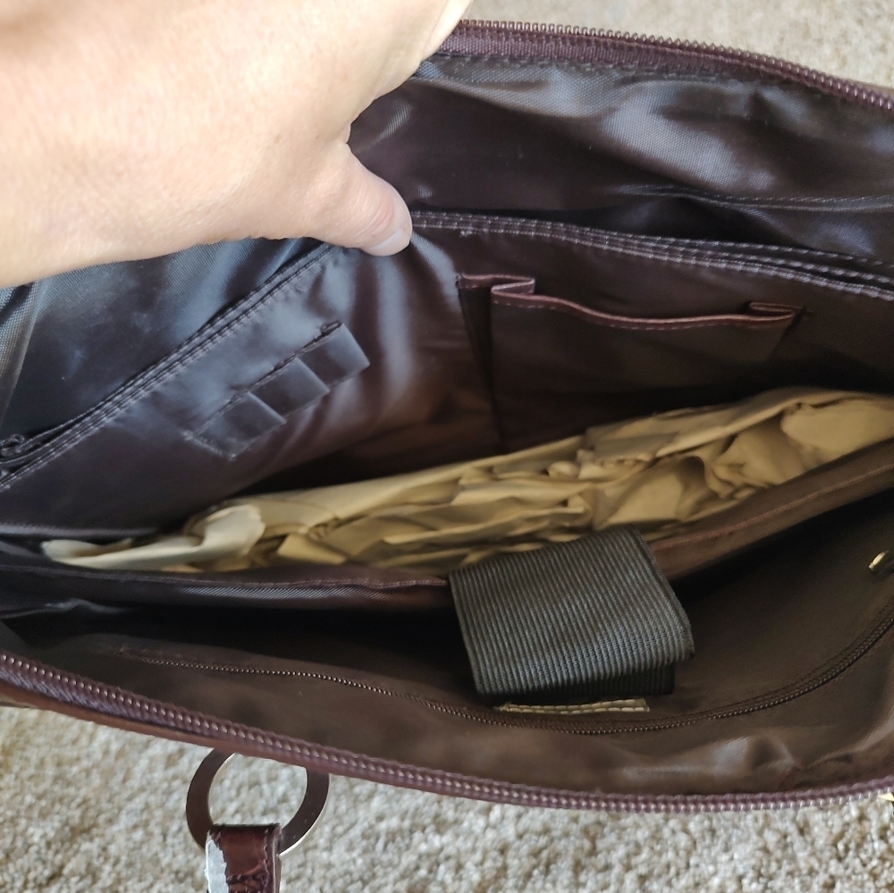 Coldwater Creek Brown Faux Leather Computer Laptop Briefcase Bag NWT! - Picture 14 of 16